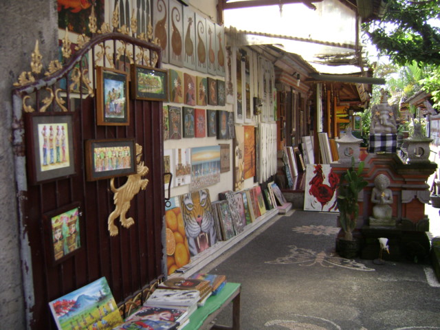 Ubud_rue_principale 1.JPG